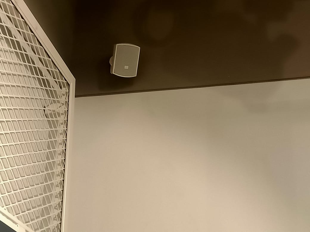 b52d819c-ddd9-44ad-b4ce-e1bf7ba06403